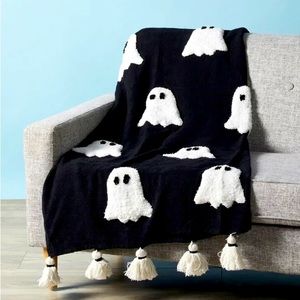 VIRAL Rachel Zoe Ghost Blanket
